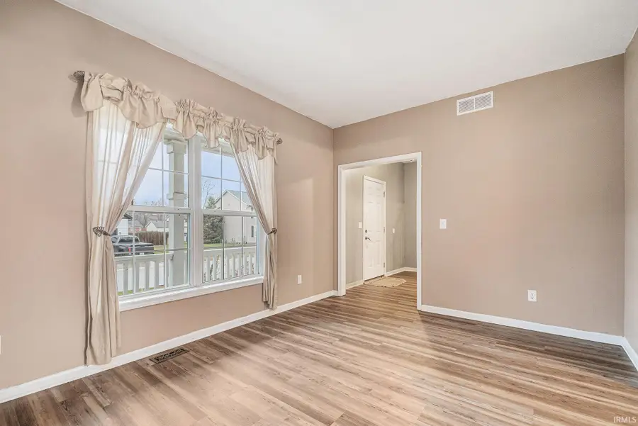 57210 White Pine Trail, South Bend, IN 46619 - Image #2