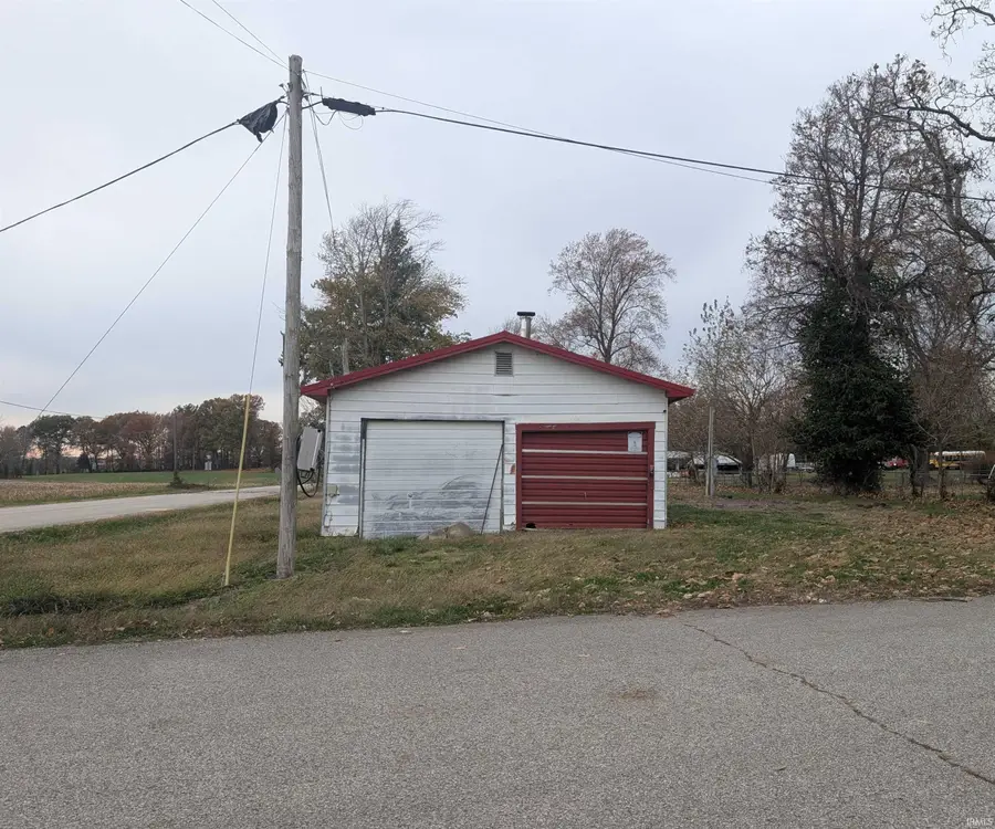 410 W Old Hwy. 50, Wheatland, IN 47597 - Image #2