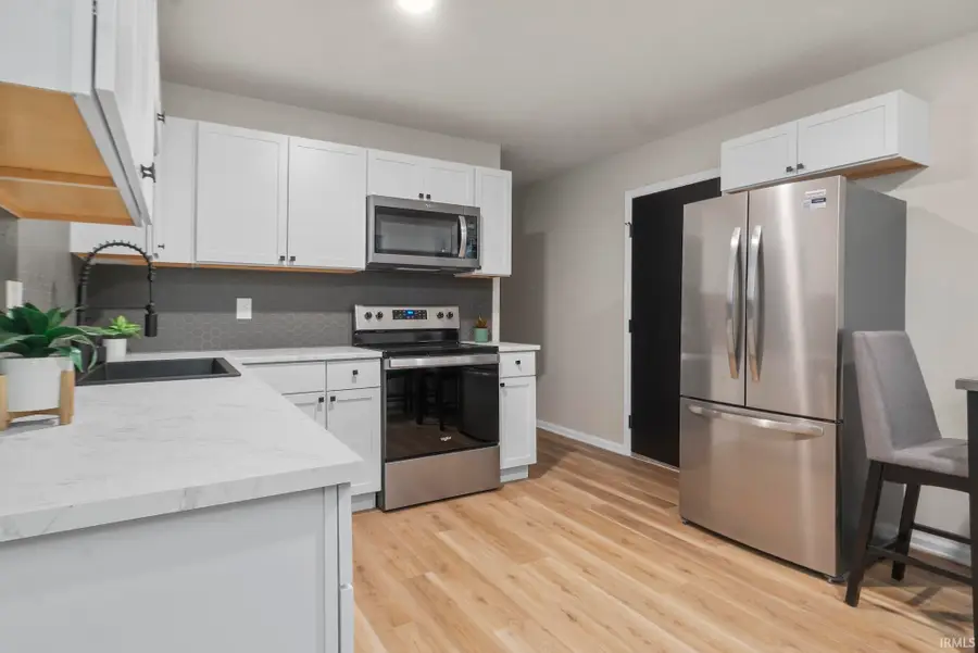 4915 Charlotte Avenue, Fort Wayne, IN 46815 - Image #3