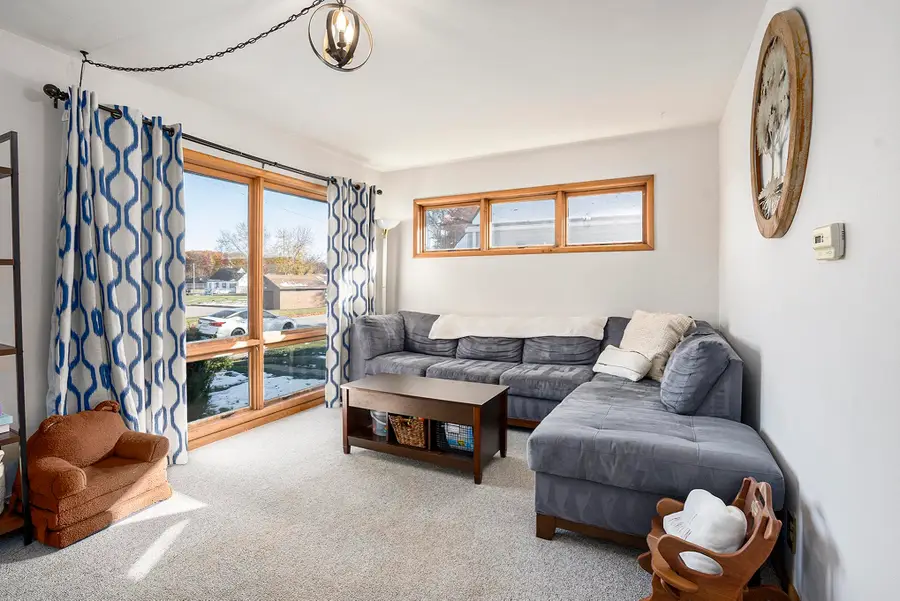 211 Hodson Avenue, Mishawaka, IN 46544 - Image #3