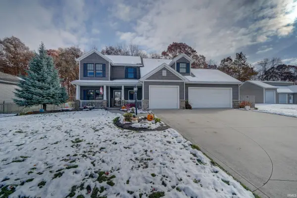 11516 Carroll Cove, Fort Wayne, IN 46818
