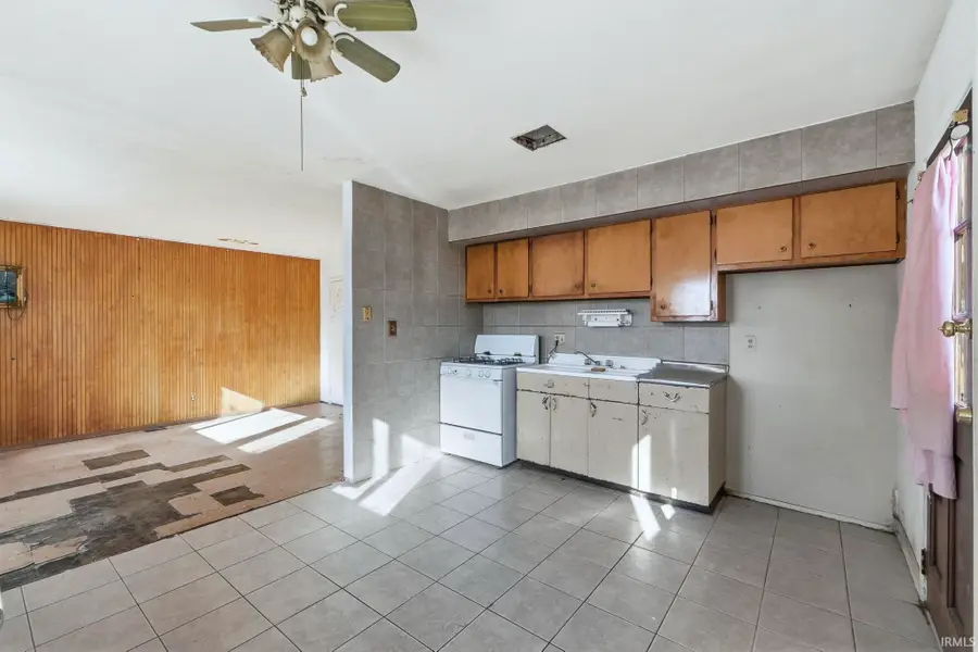 1842 Kinsmoor Avenue, Fort Wayne, IN 46809 - Image #3