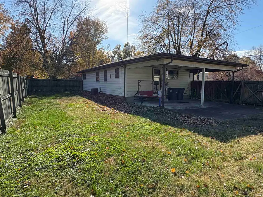 1122 S Dexter Avenue, Evansville, IN 47714 - Image #2