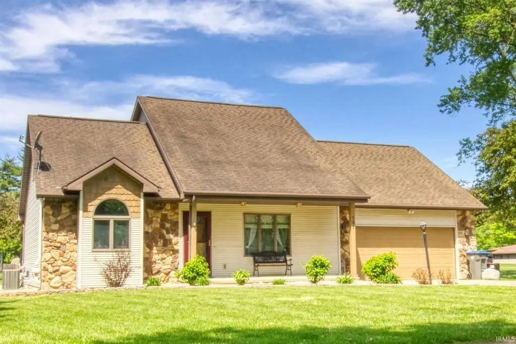 131 Ems C29a Lane, Warsaw, IN 46582 - Image #1