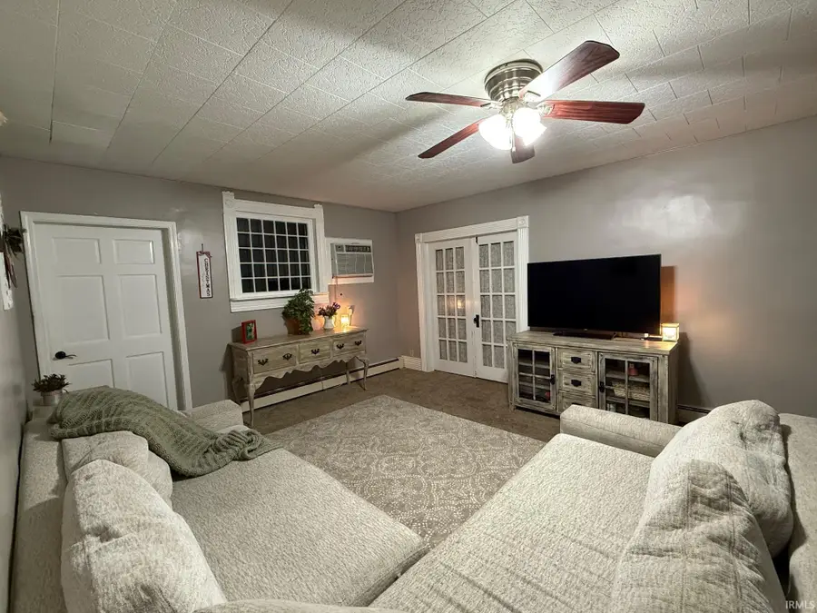 122 N Monon, Francesville, IN 47946 - Image #3