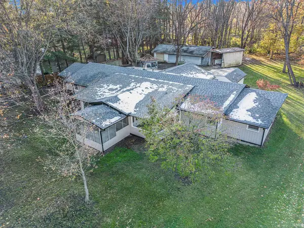 56825 Elmer Avenue, South Bend, IN 46619