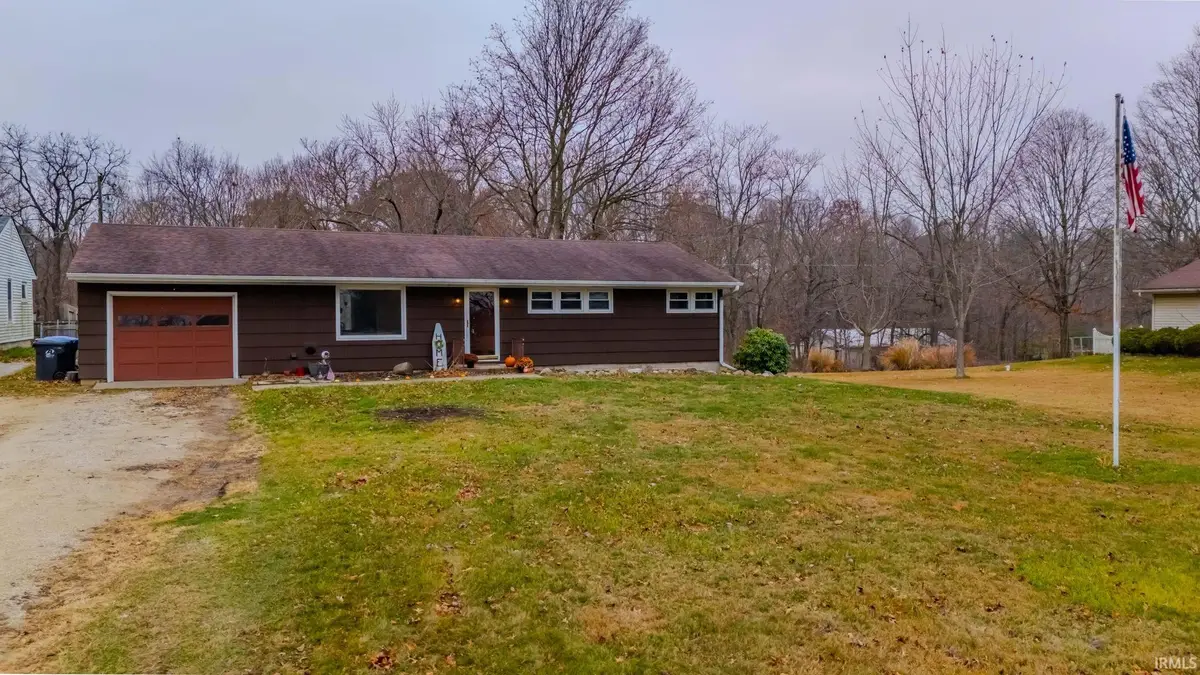 793 W Lincolnway, Columbia City, IN 46725 - Image #1