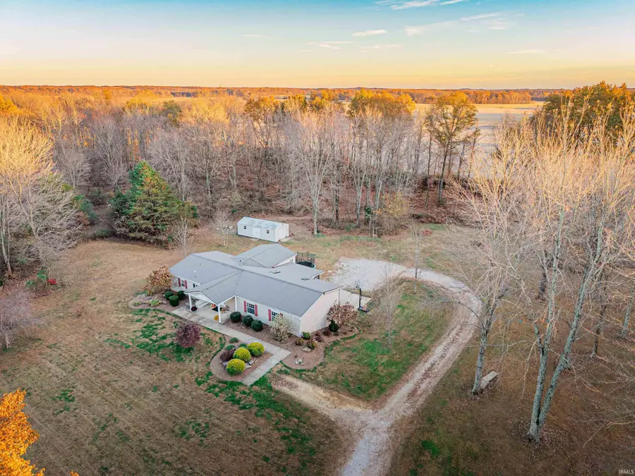 3377 E Ebenezer Road, Tennyson, IN 47637 - Image #3