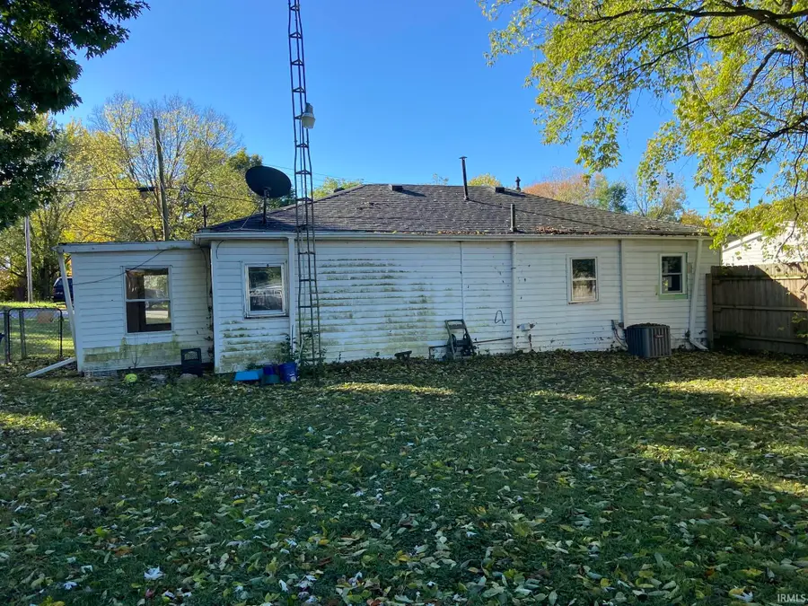 717 E Walnut Street, Marion, IN 46952 - Image #2