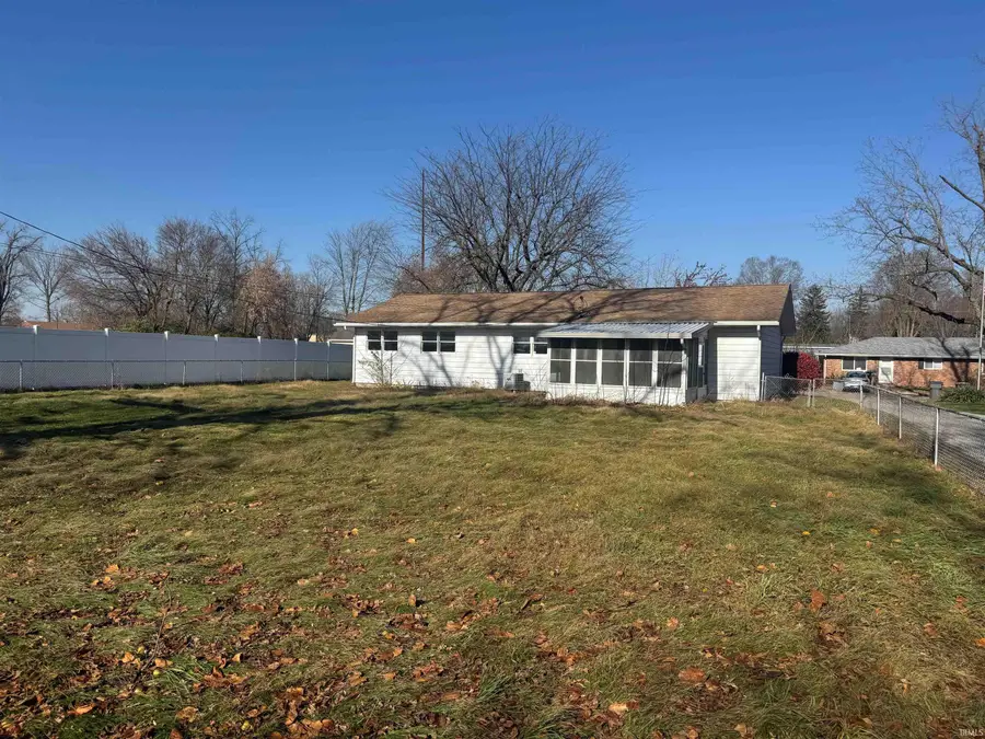 713 North Street, Syracuse, IN 46567 - Image #2