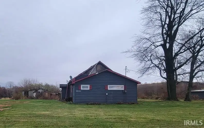 9376 N 200 E Road, Farmersburg, IN 47850 - Image #3