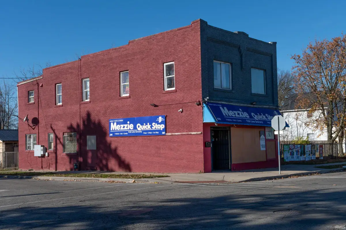 1637 Kemble Ave, South Bend, IN 46613 - Image #1