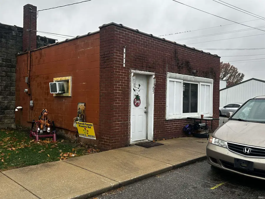 105 W 8th Street, Burlington, IN 46915 - Image #3