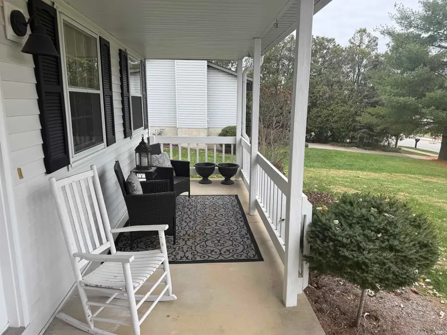 500 W Estate Drive, Bloomington, IN 47403 - Image #3