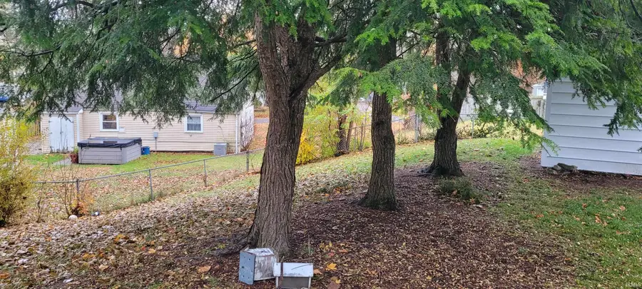 1715 Southeast Drive, South Bend, IN 46614 - Image #3