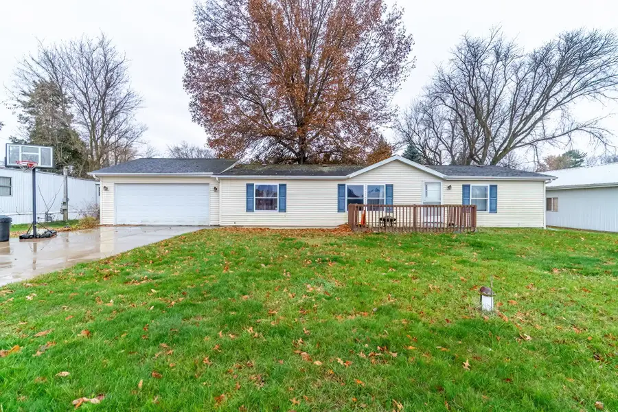 3195 W Nevada Mills Road, Fremont, IN 46737 - Image #2