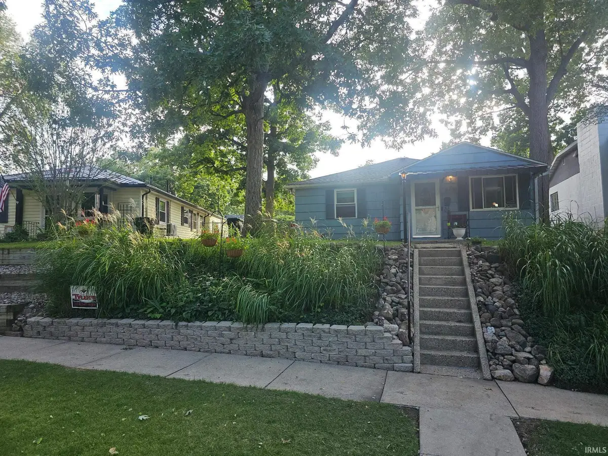 2237 Hollywood Place Street, South Bend, IN 46616 - Image #1