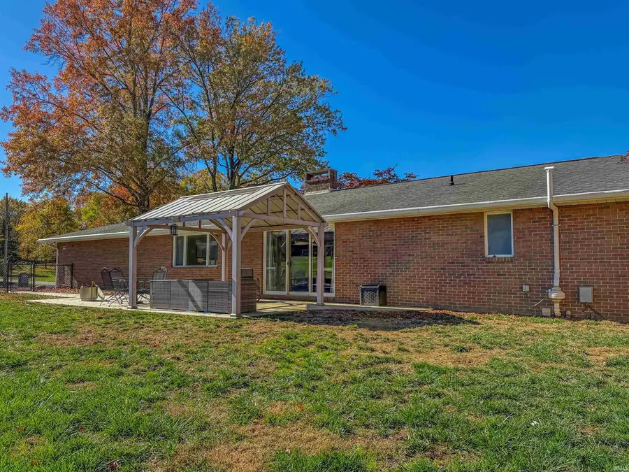 1300 Worrell Drive, Jasper, IN 47546 - Image #3