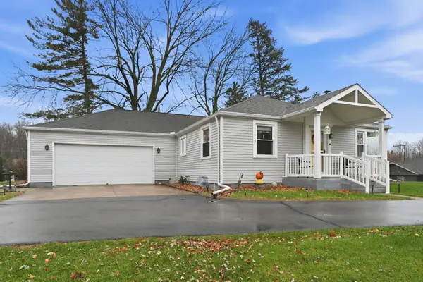 1007 S Darling Street, Angola, IN 46703