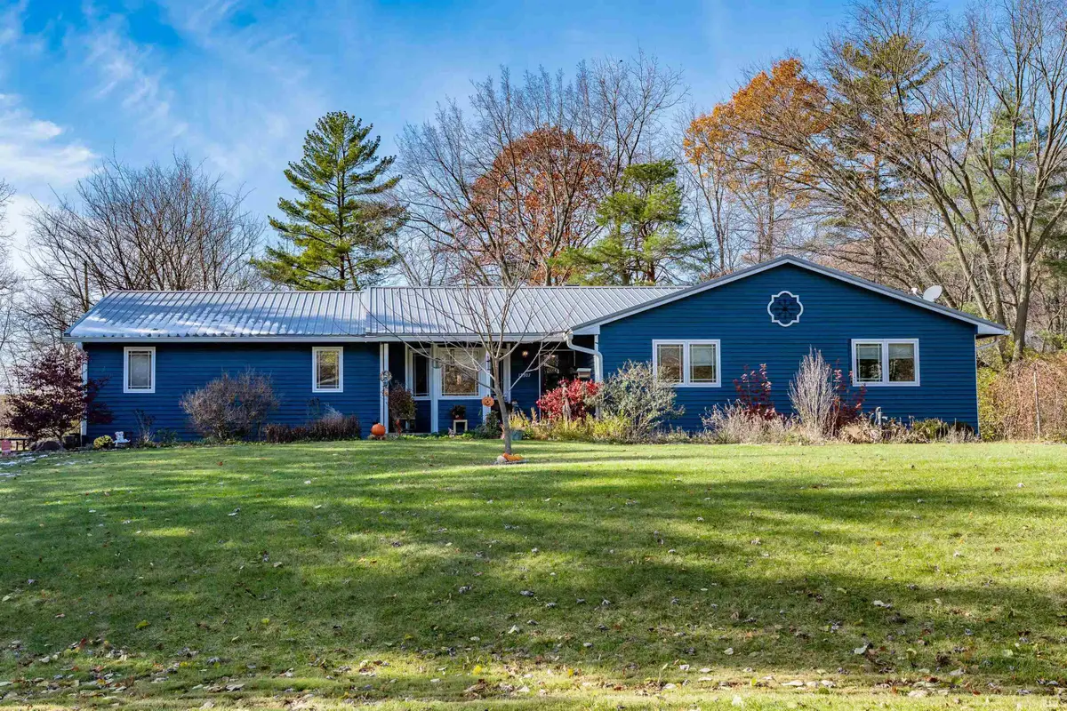 15307 Woodcliffe Trl, Fort Wayne, IN 46845 - Image #1