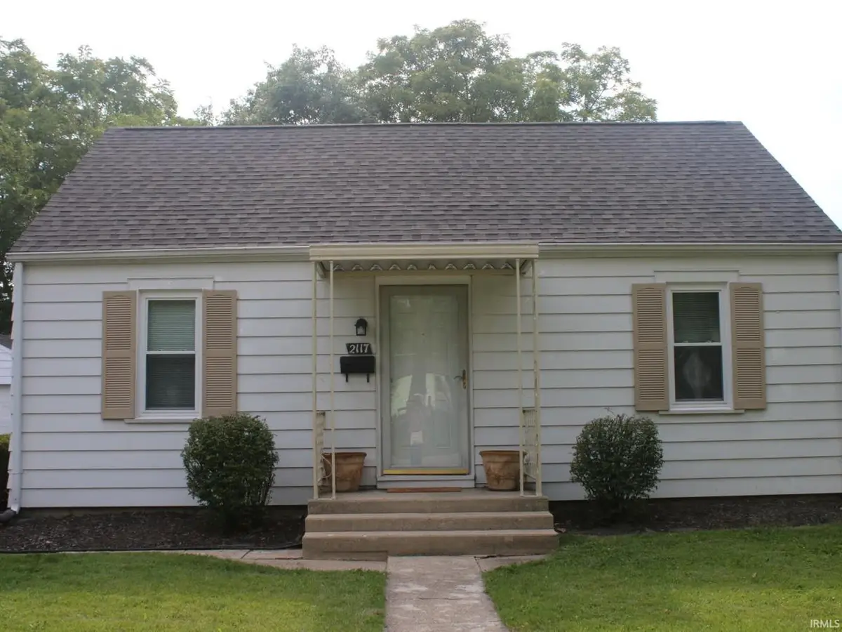 2117 N Maplewood Avenue, Muncie, IN 47304 - Image #1