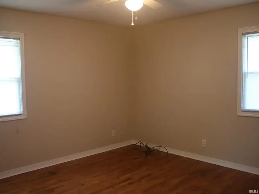 2117 N Maplewood Avenue, Muncie, IN 47304 - Image #2