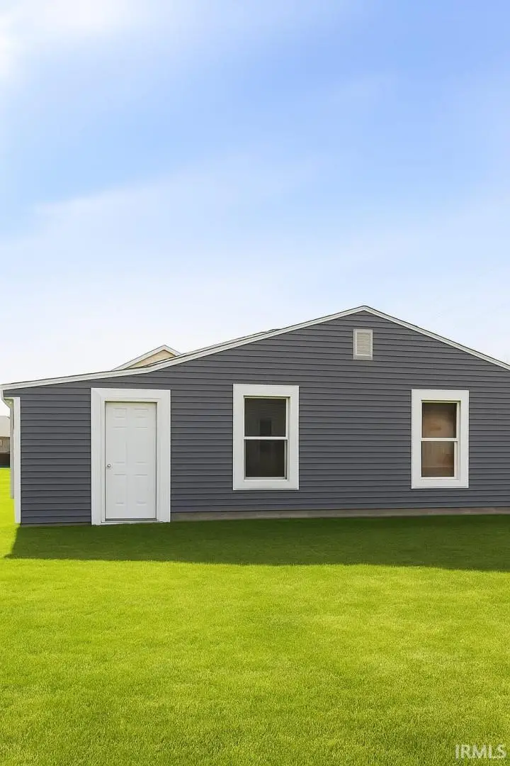 1215 E Borley Avenue, Mishawaka, IN 46545 - Image #2