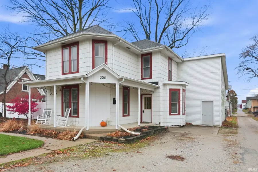206 S Walnut Street, Columbia City, IN 46725 - Image #2