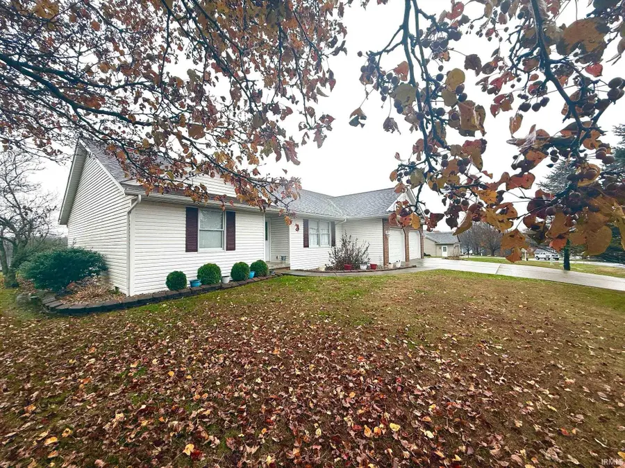 117 Leatherwood Creek Estates, Bedford, IN 47421 - Image #3