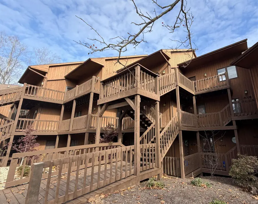 4050 E Eagle Bay Drive, Bloomington, IN 47401 - Image #2