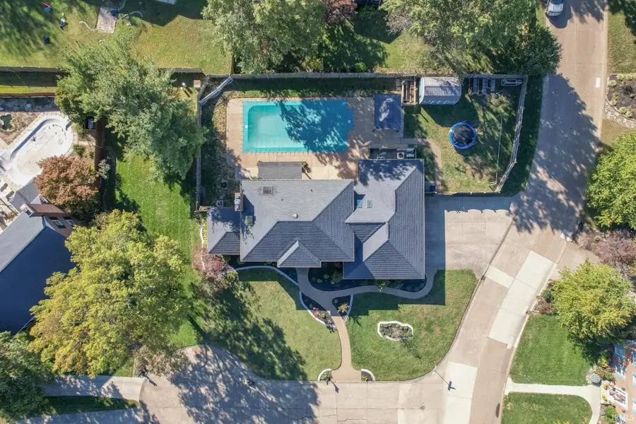 7849 Brookshire Court, Evansville, IN 47715 - Image #2