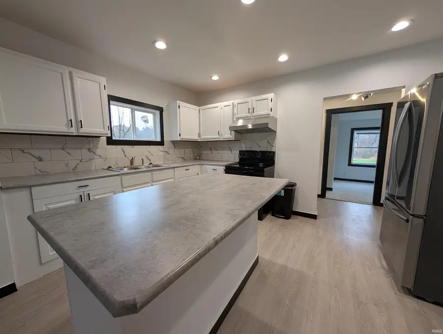 7625 N St Rd 159, Bicknell, IN 47512 - Image #2