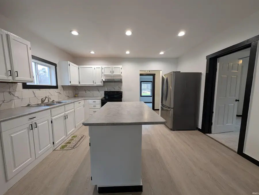 7625 N St Rd 159, Bicknell, IN 47512 - Image #3