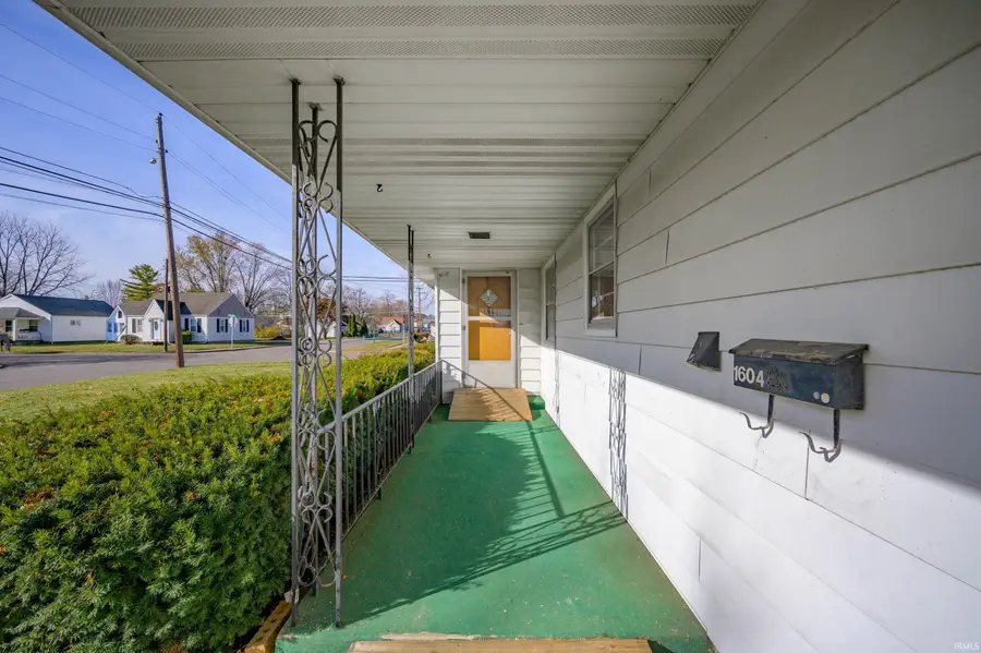 1604 W Cowing Drive, Muncie, IN 47304 - Image #3
