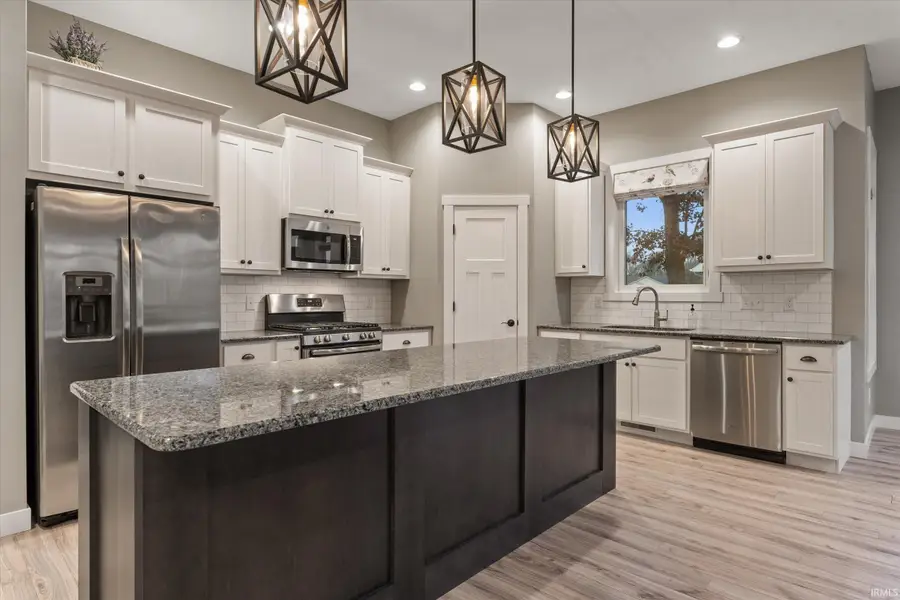 1404 River Cove Drive, Osceola, IN 46561 - Image #2