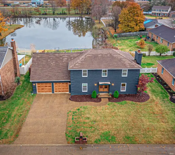 1014 Kingswood Drive, Evansville, IN 47715