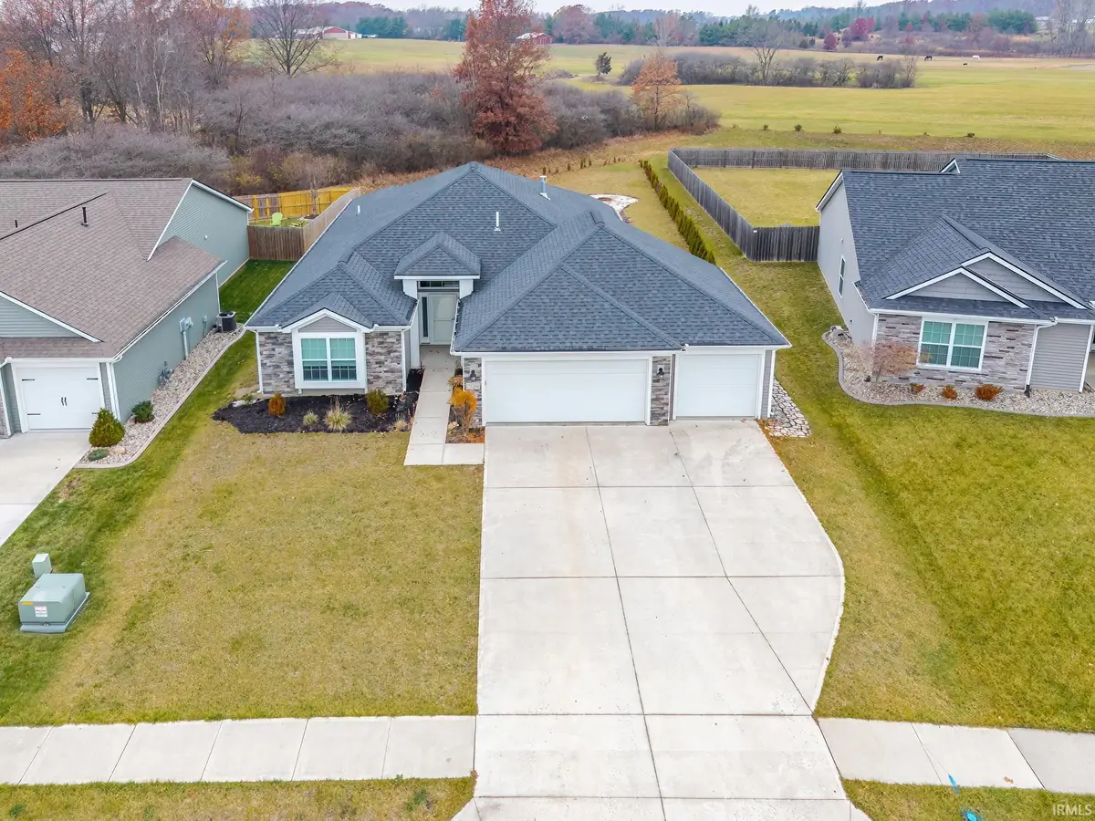 7526 Macbeth Passage, Fort Wayne, IN 46818 - Image #1