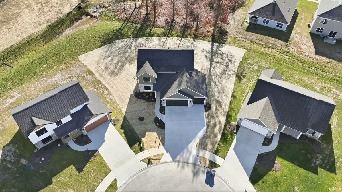 11168 Oaklynn Reserve Boulevard, Fort Wayne, IN 46835 - Image #1