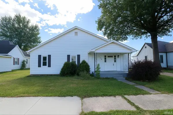 212 E Hopewell Street, Farmersburg, IN 47850