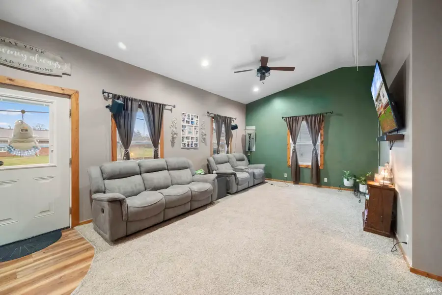 313 W Main Street, Kewanna, IN 46939 - Image #3