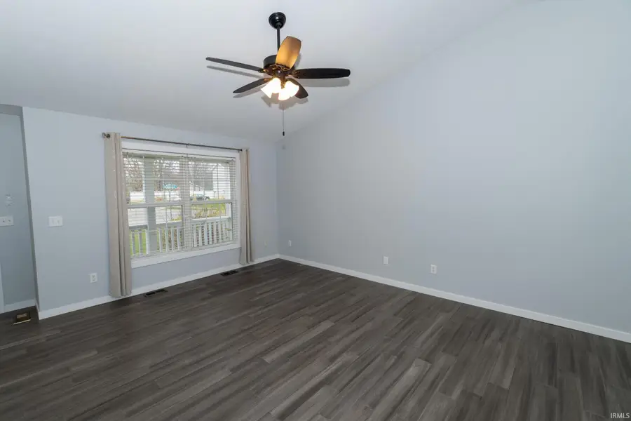 501 Shepherds Cove Drive, Osceola, IN 46561 - Image #3