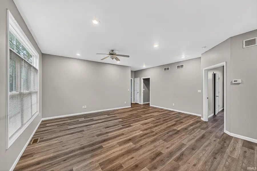 8679 E 850 Street, New Carlisle, IN 46552 - Image #3