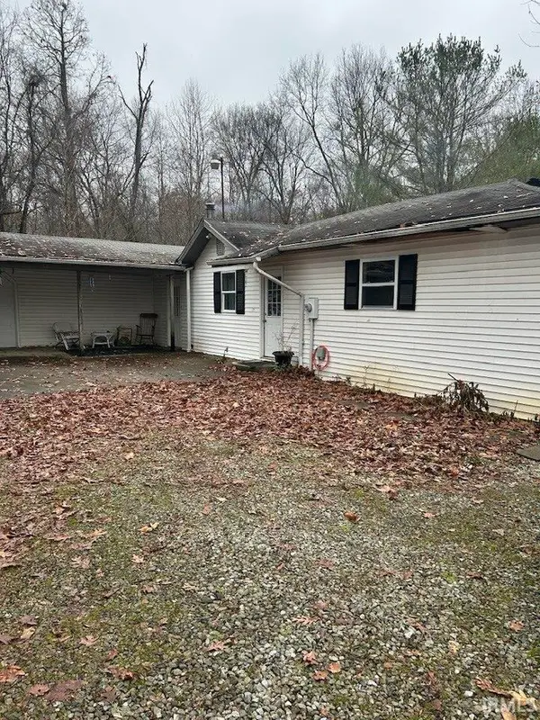 2097 Tripleton Pike Road, Bedford, IN 47421