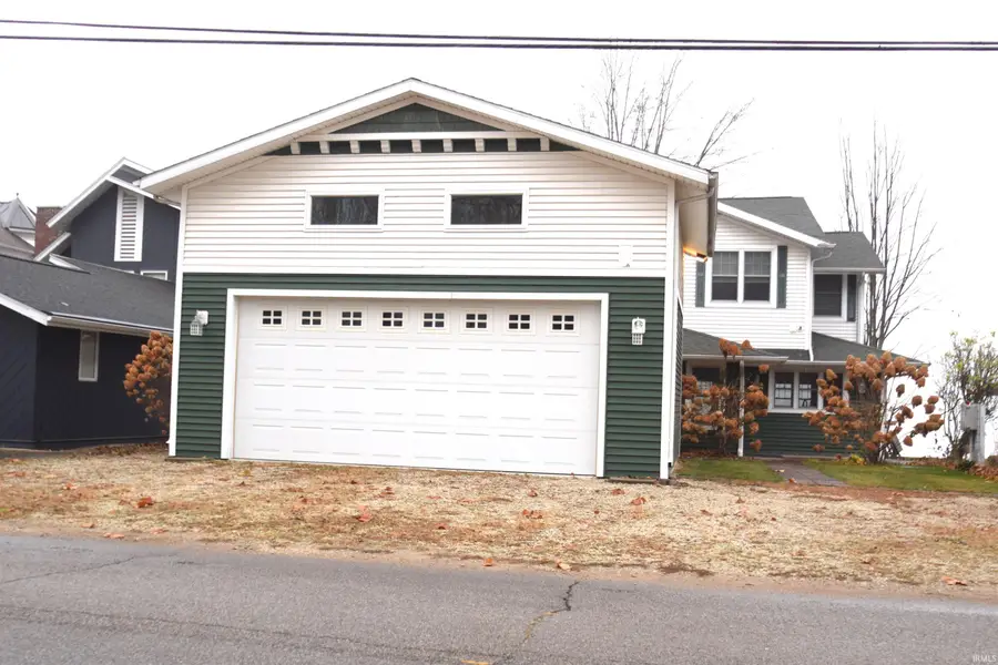 6592 E Waco Dr, Syracuse, IN 46567 - Image #2