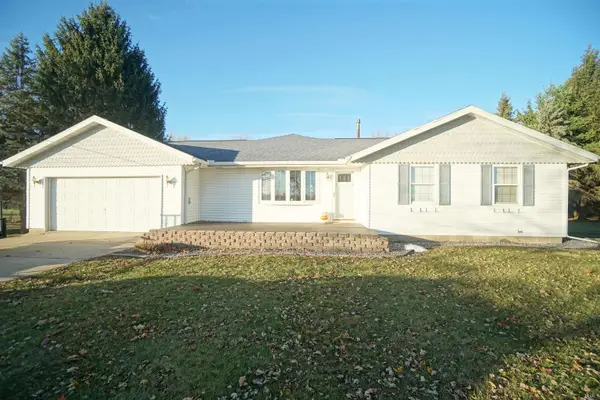 3844 E 400 N., Warsaw, IN 46582