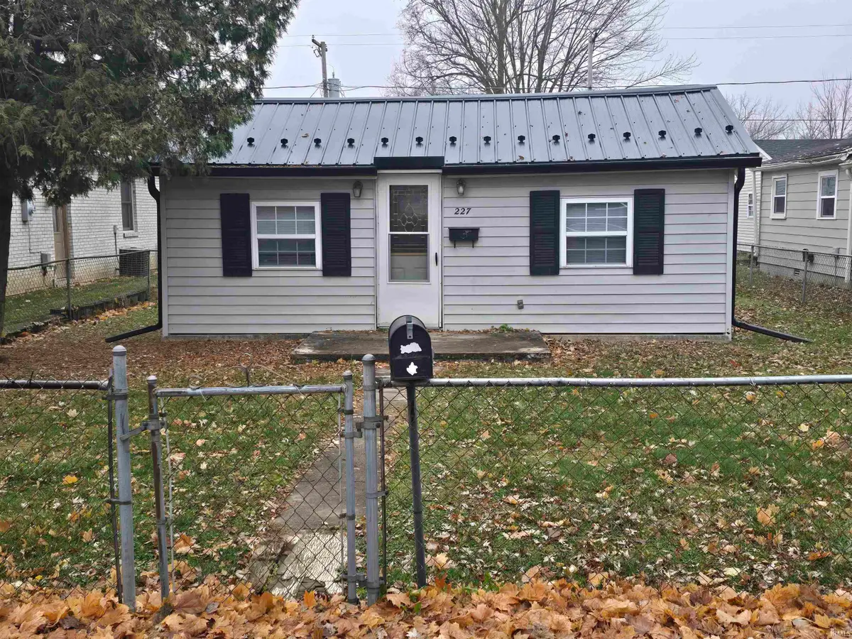 227 E 11th Street, Jonesboro, IN 46938 - Image #1