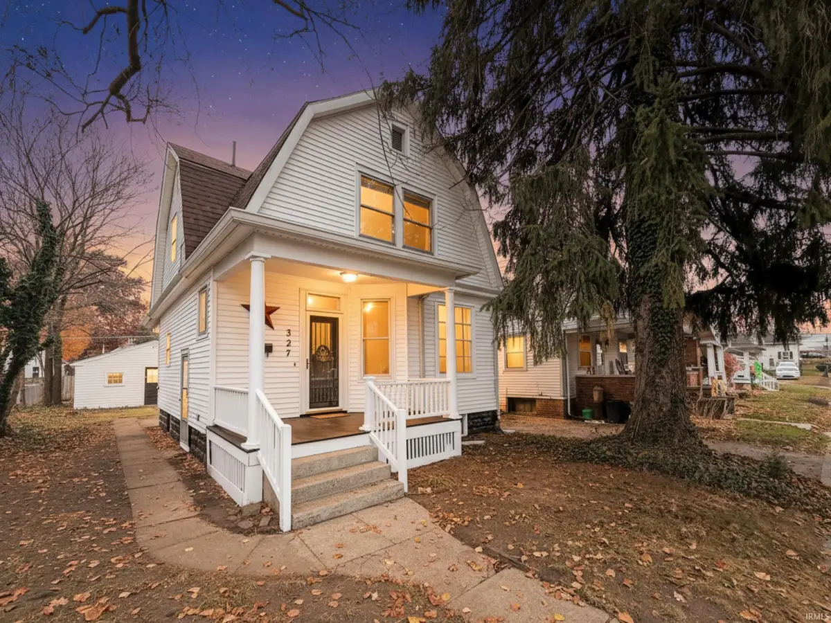 327 Kinsmoor Avenue, Fort Wayne, IN 46807 - Image #1