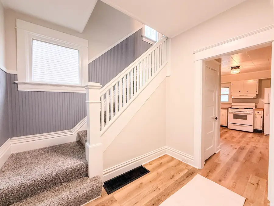 327 Kinsmoor Avenue, Fort Wayne, IN 46807 - Image #2