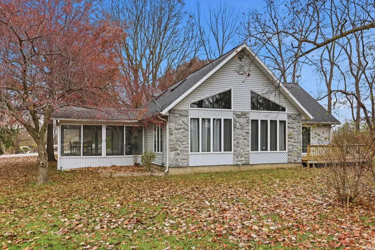 11994 N Morris Road, Cromwell, IN 46732 - Image #1