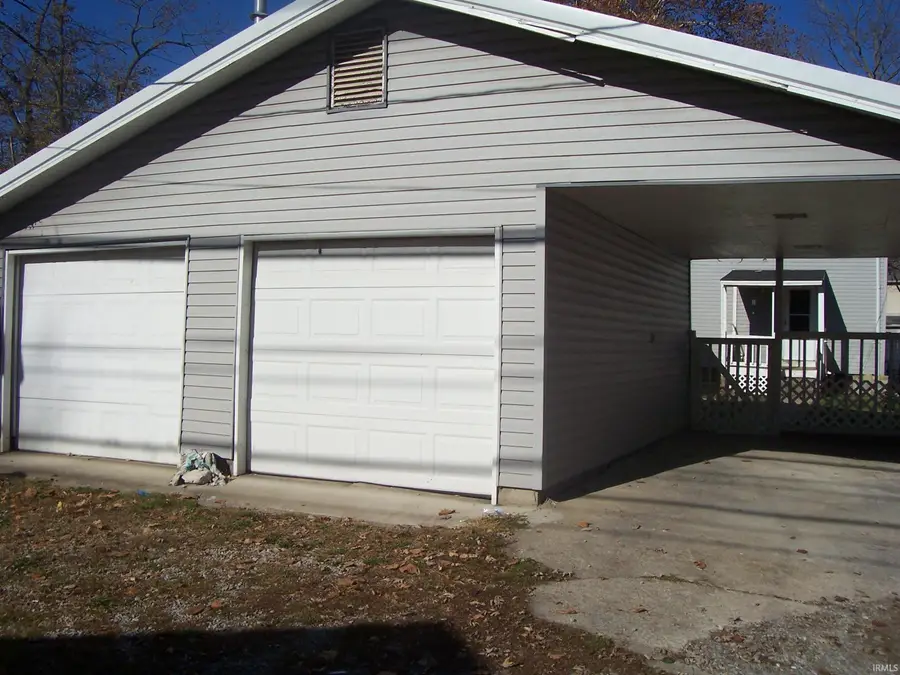 207 E Miami Avenue, Logansport, IN 46947 - Image #2